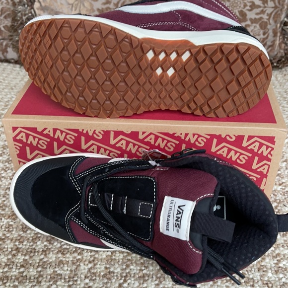 Vans Ultrarange EXO Hi Mte Port Royal/MarshmallowW - Picture 5 of 16